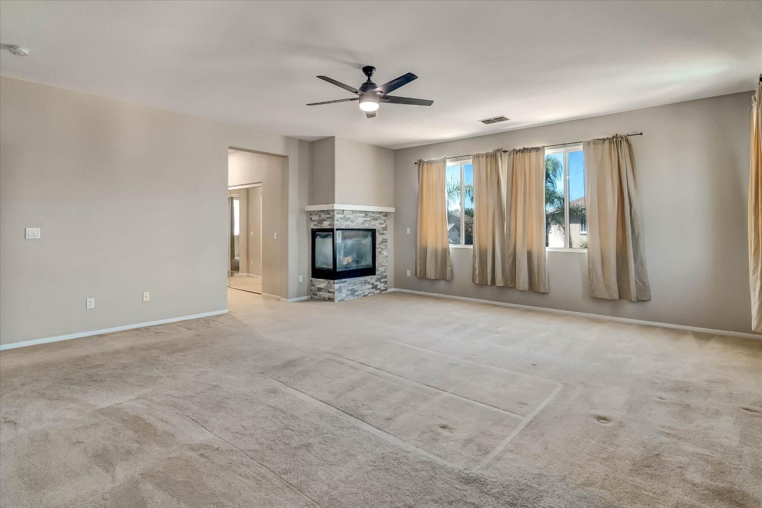 537 Gregory, Manteca, CA 95336