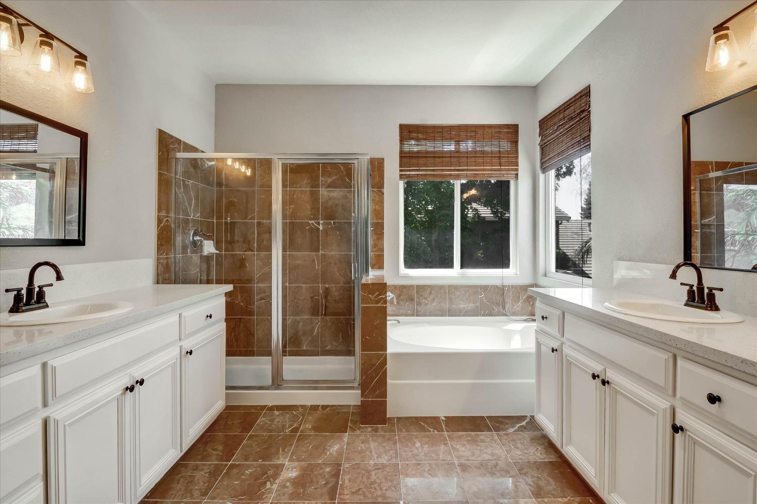 537 Gregory, Manteca, CA 95336