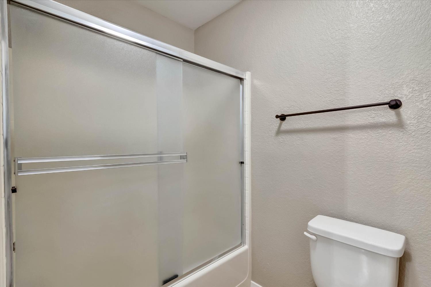 537 Gregory, Manteca, CA 95336