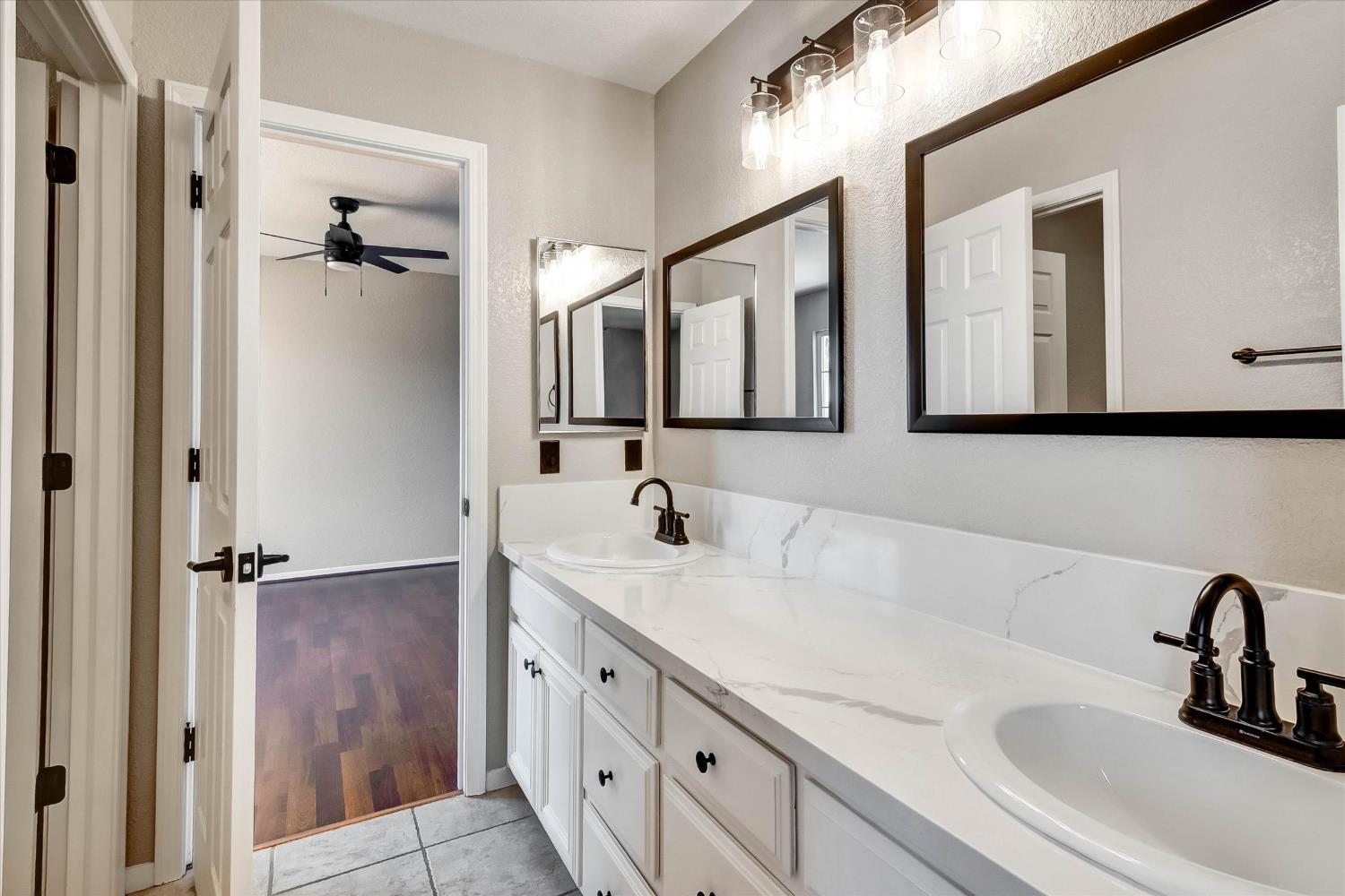 537 Gregory, Manteca, CA 95336