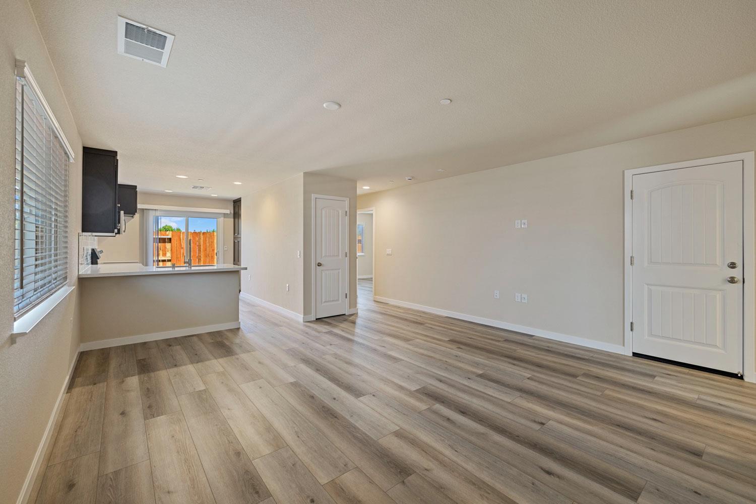 465 Quarto Dr, Turlock, CA 95380