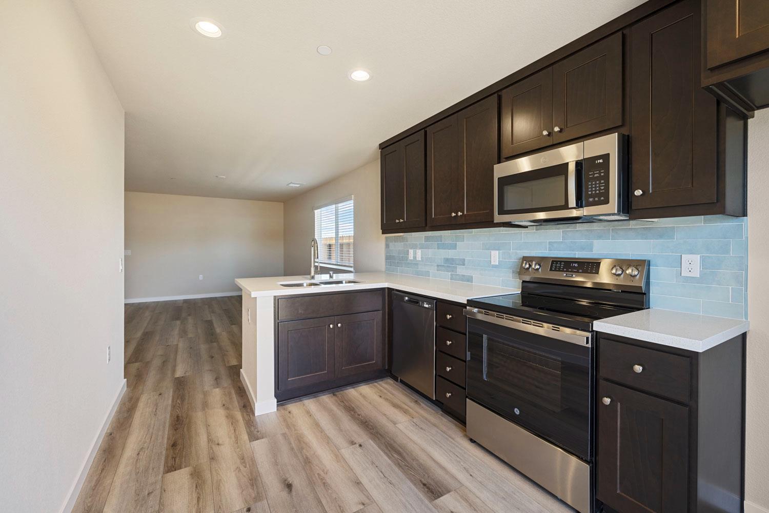 465 Quarto Dr, Turlock, CA 95380