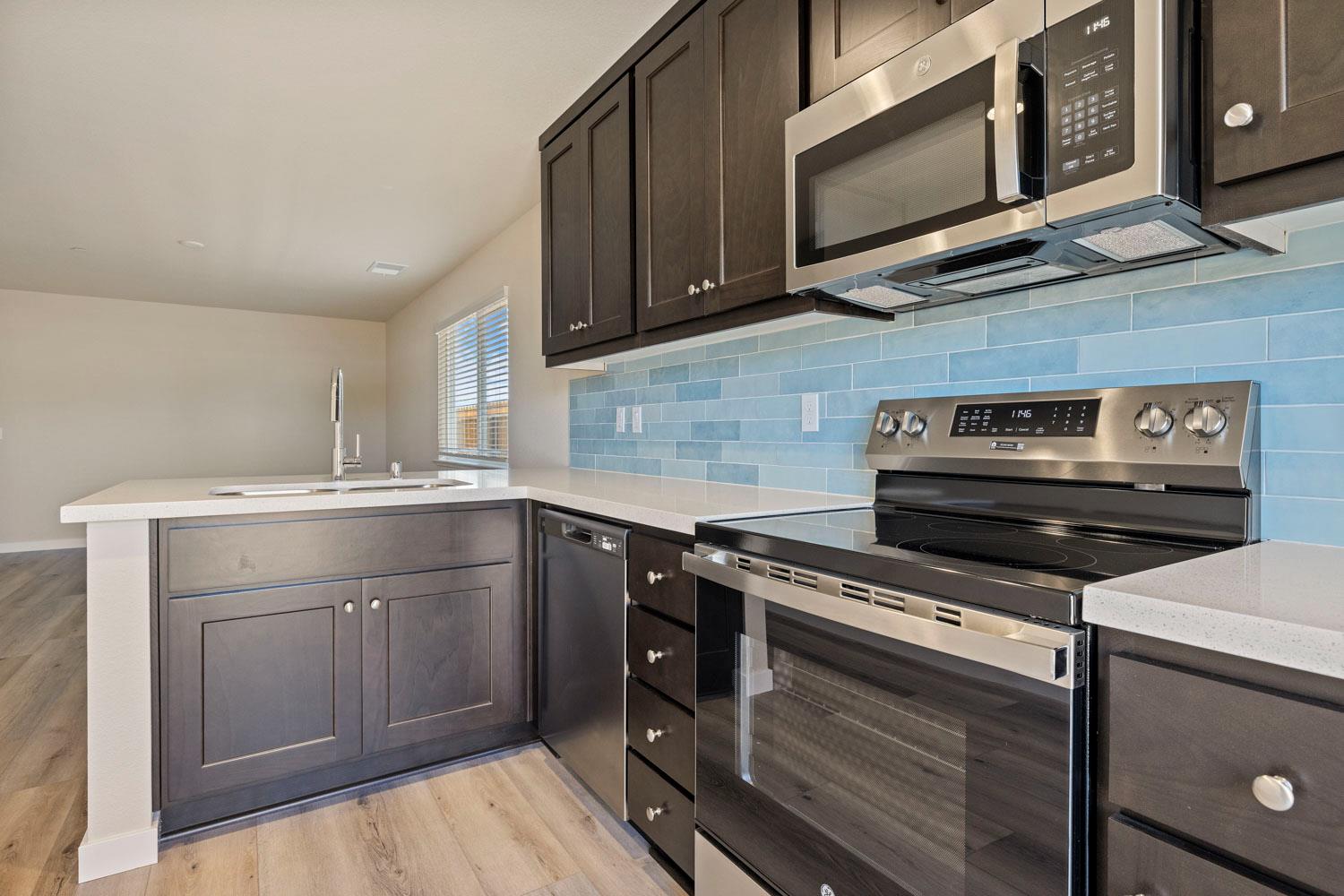 465 Quarto Dr, Turlock, CA 95380
