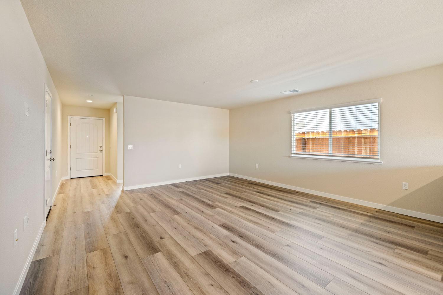 465 Quarto Dr, Turlock, CA 95380