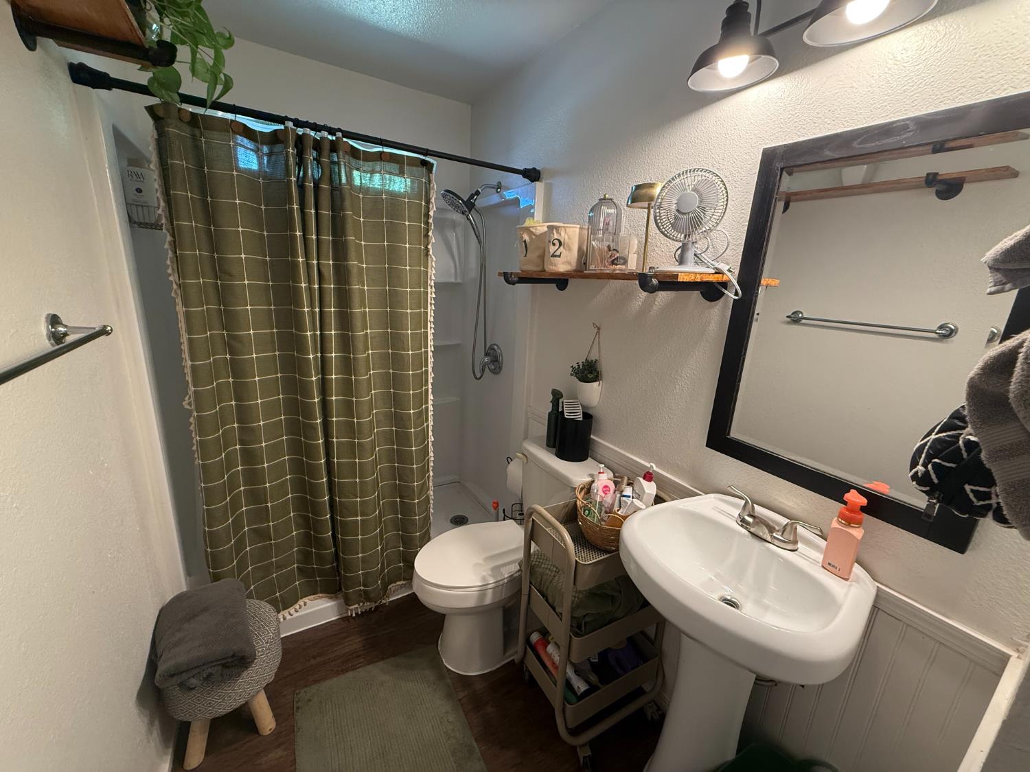 1971 Madera Ave, Dos Palos, CA 93620