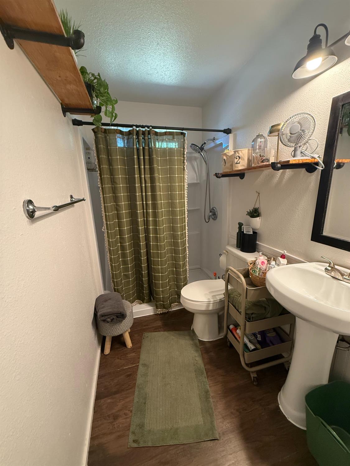 1971 Madera Ave, Dos Palos, CA 93620