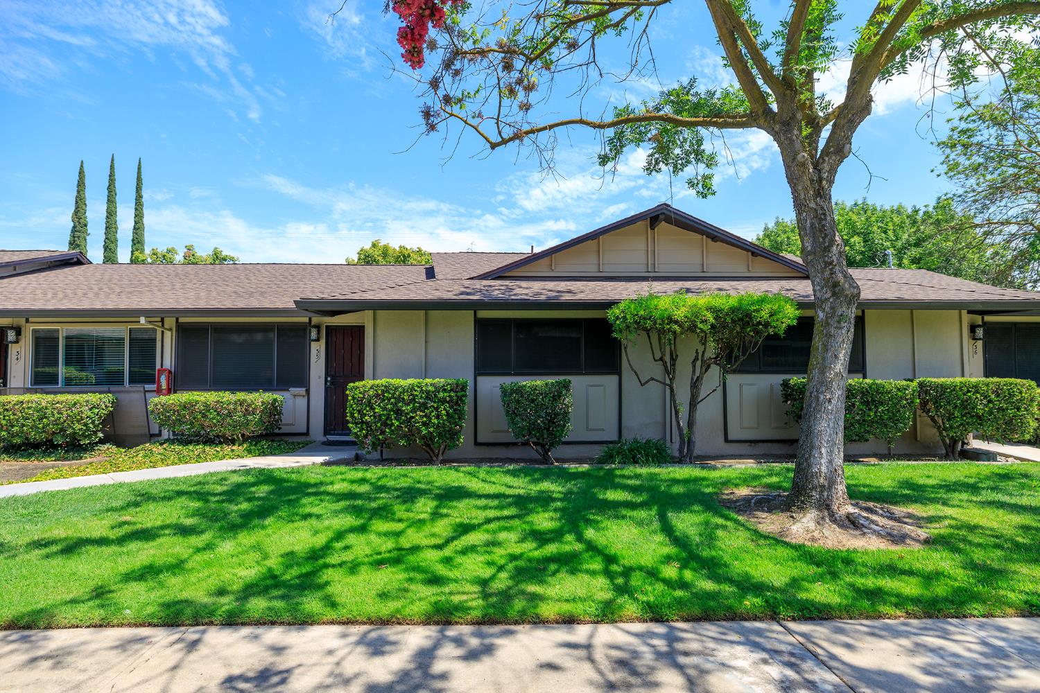 215 Floyd Ave #35, Modesto, CA 95350