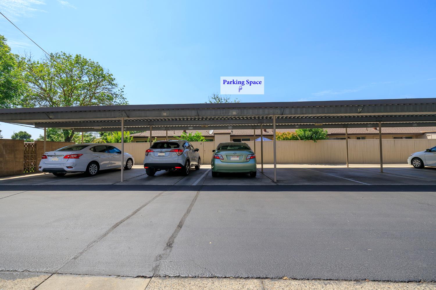 215 Floyd Ave #35, Modesto, CA 95350