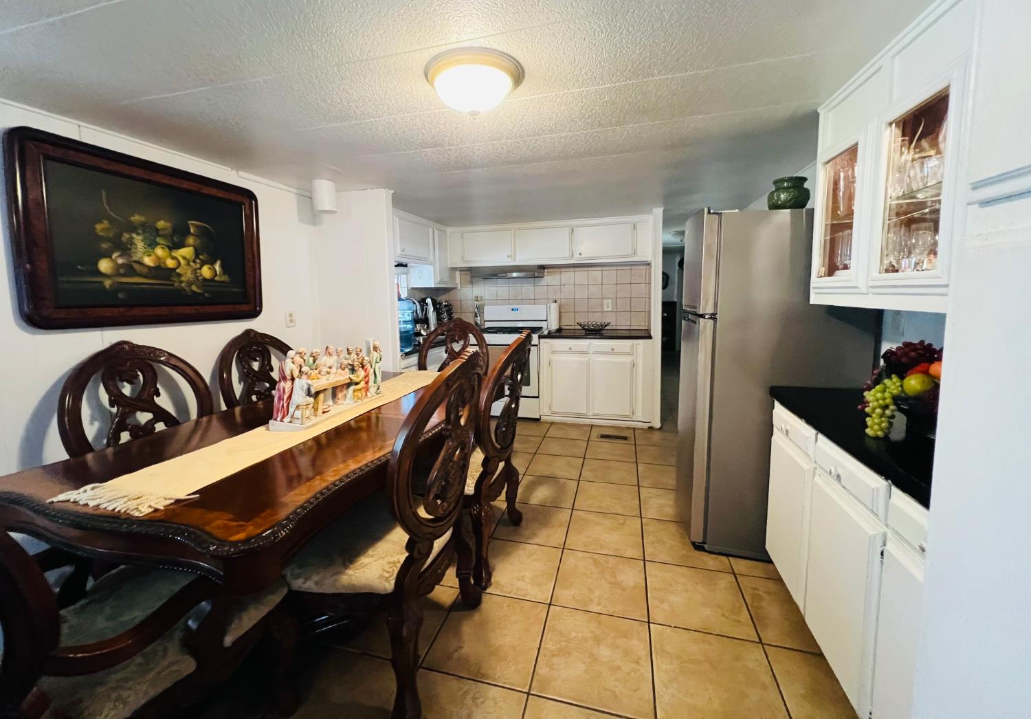4024 Mchenry Ave #99, Modesto, CA 95356