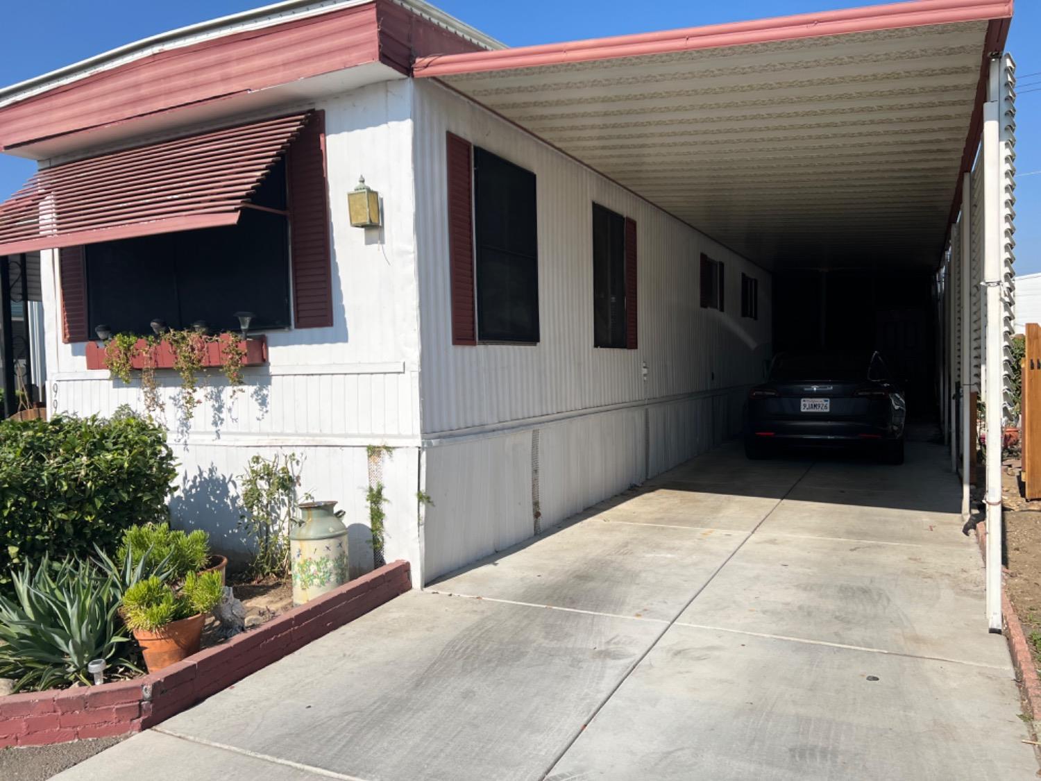 4024 Mchenry Ave #99, Modesto, CA 95356