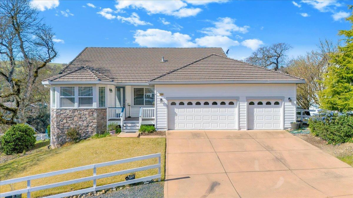 6250 Bluff View Rd, Copperopolis, CA 95228
