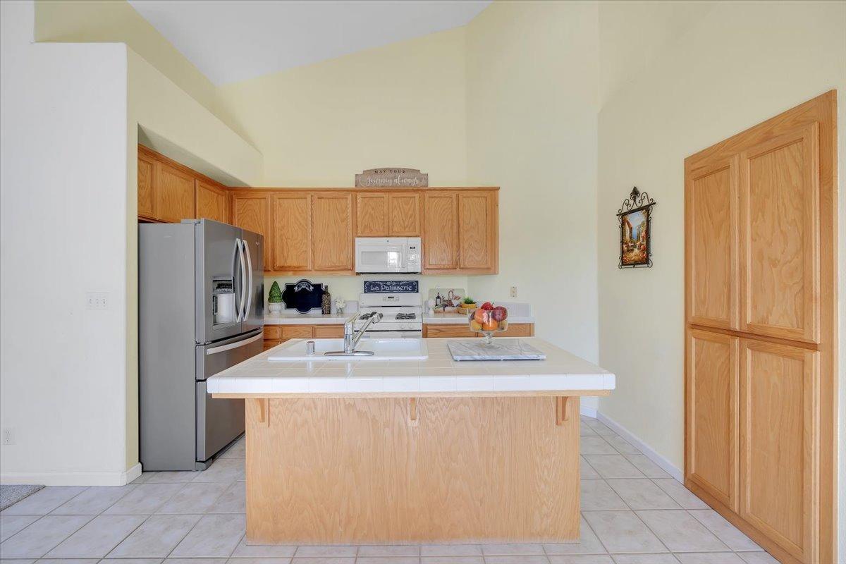 6250 Bluff View Rd, Copperopolis, CA 95228
