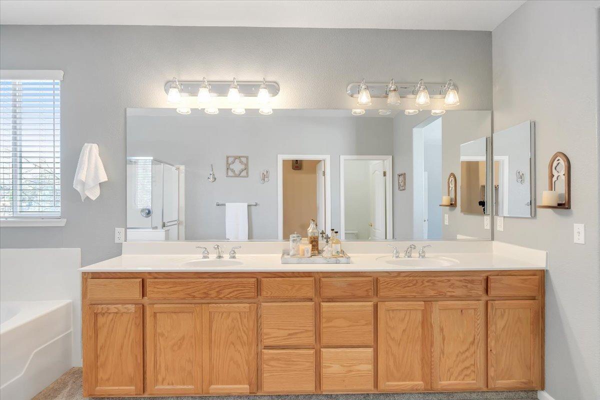 6250 Bluff View Rd, Copperopolis, CA 95228