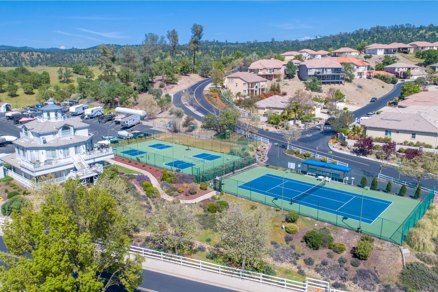 6250 Bluff View Rd, Copperopolis, CA 95228