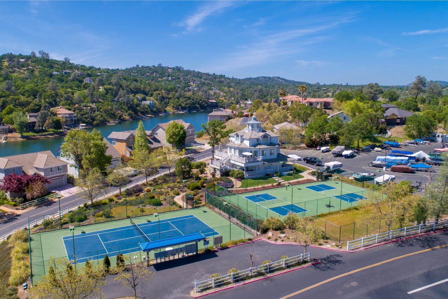 6250 Bluff View Rd, Copperopolis, CA 95228