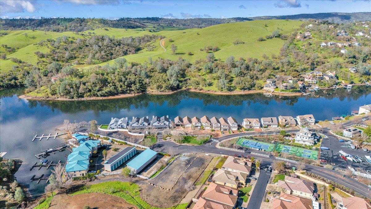 6250 Bluff View Rd, Copperopolis, CA 95228