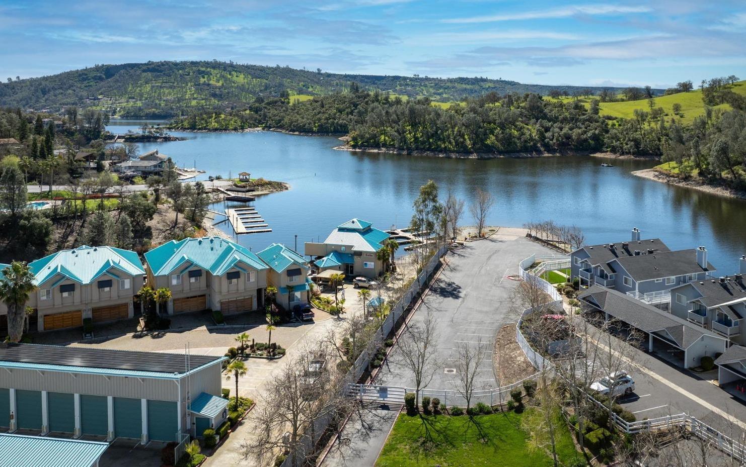 6250 Bluff View Rd, Copperopolis, CA 95228