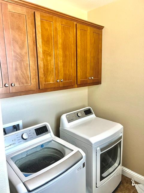 2009 Gus Vilallta Dr, Los Banos, CA 93635