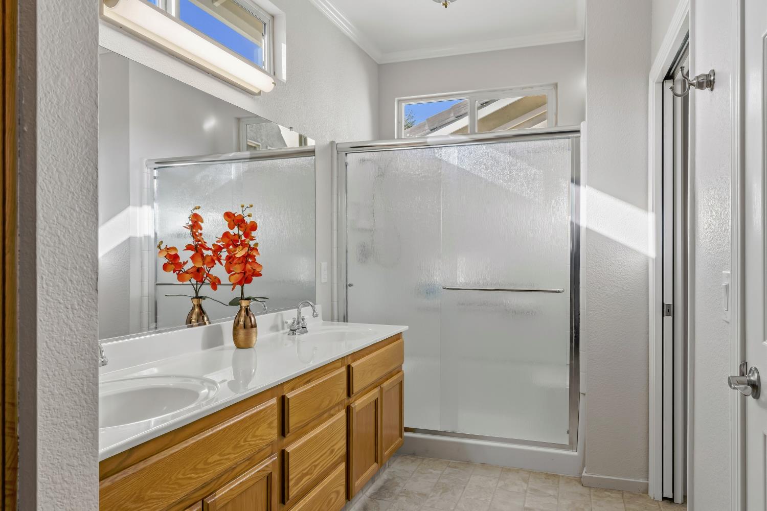 3201 Spring Crest Dr, Turlock, CA 95382