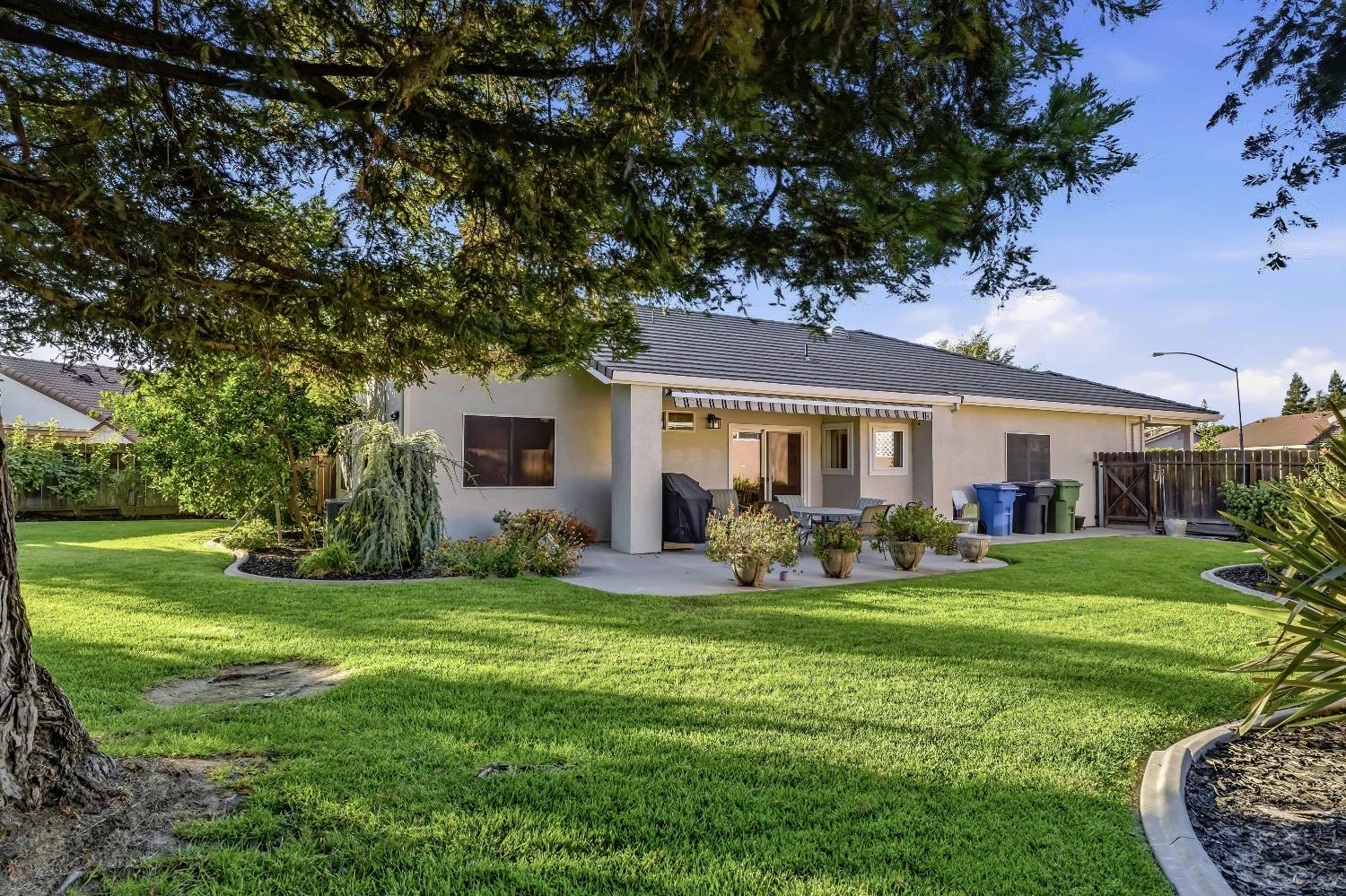 3201 Spring Crest Dr, Turlock, CA 95382