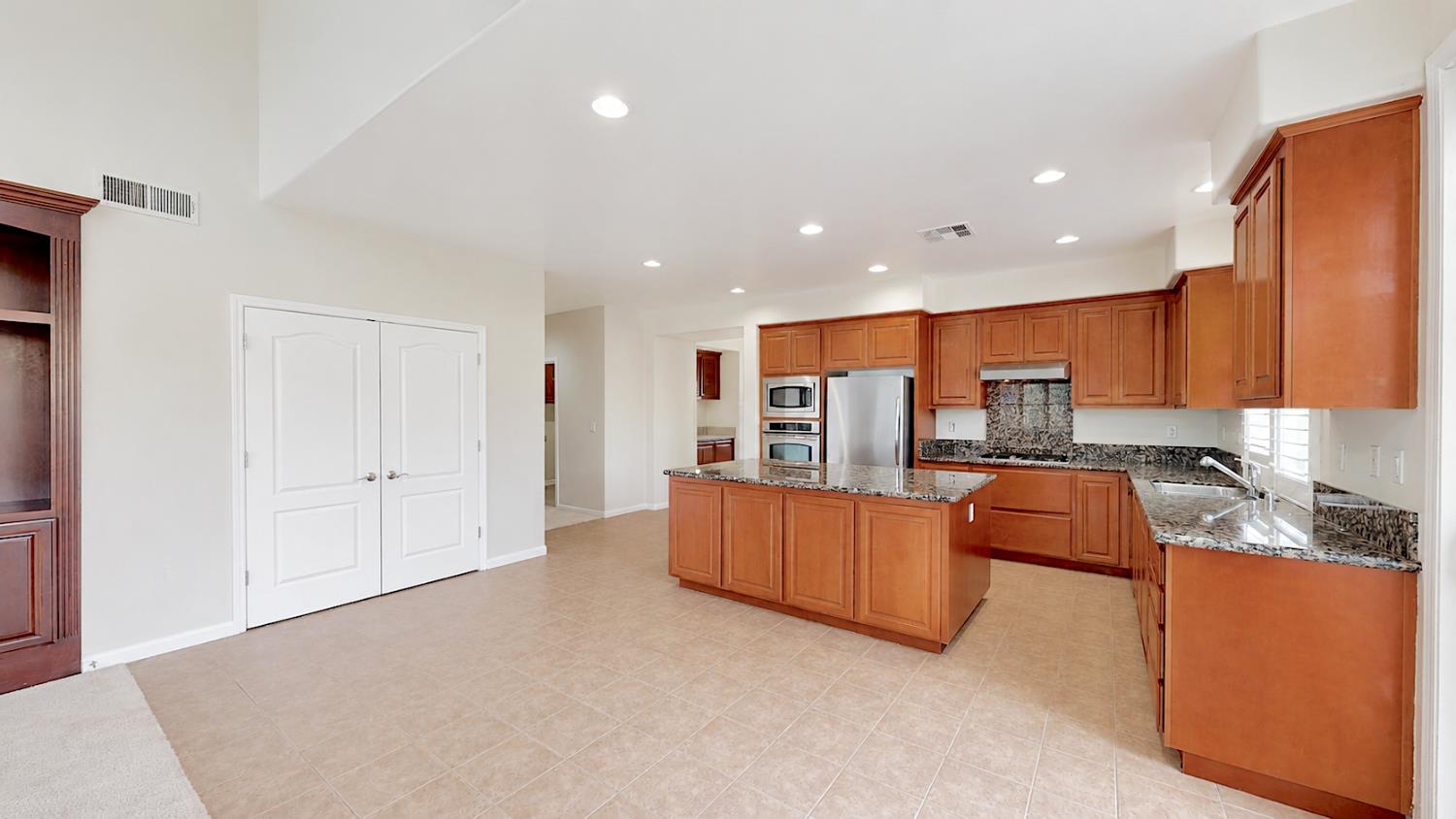 20939 Valley View Pl, Patterson, CA 95363