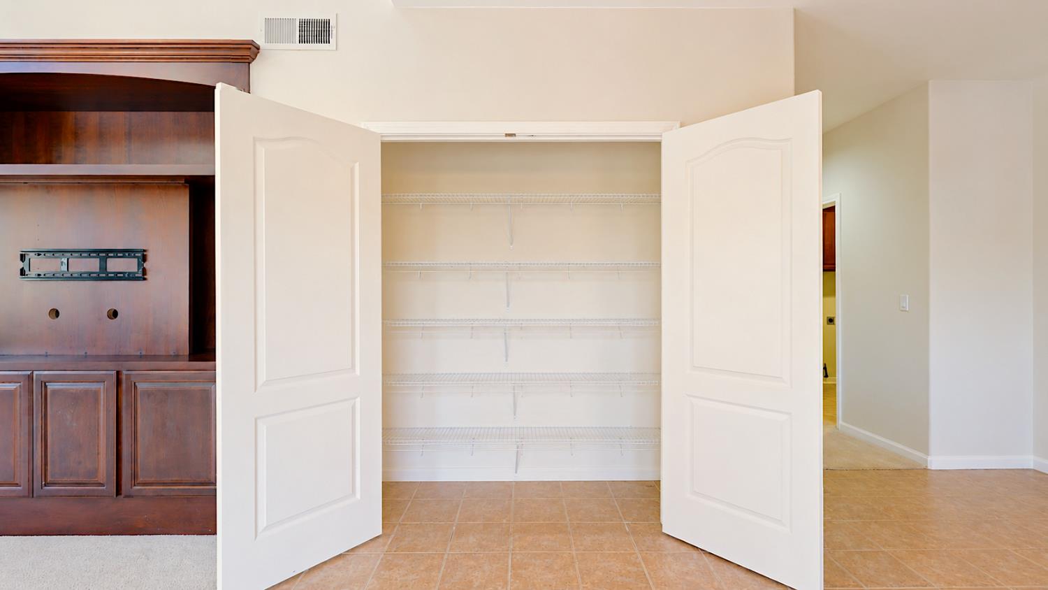 20939 Valley View Pl, Patterson, CA 95363
