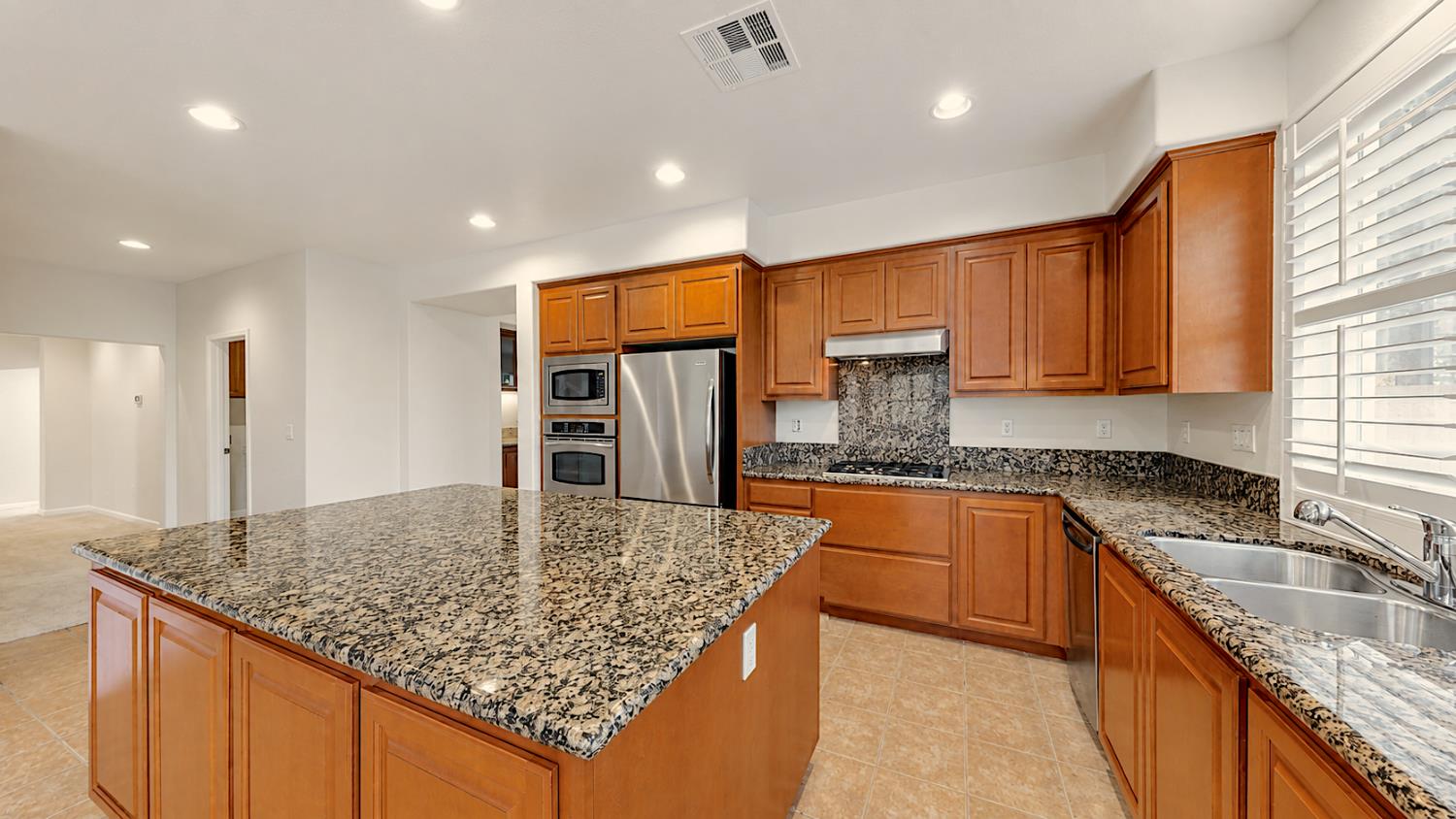 20939 Valley View Pl, Patterson, CA 95363
