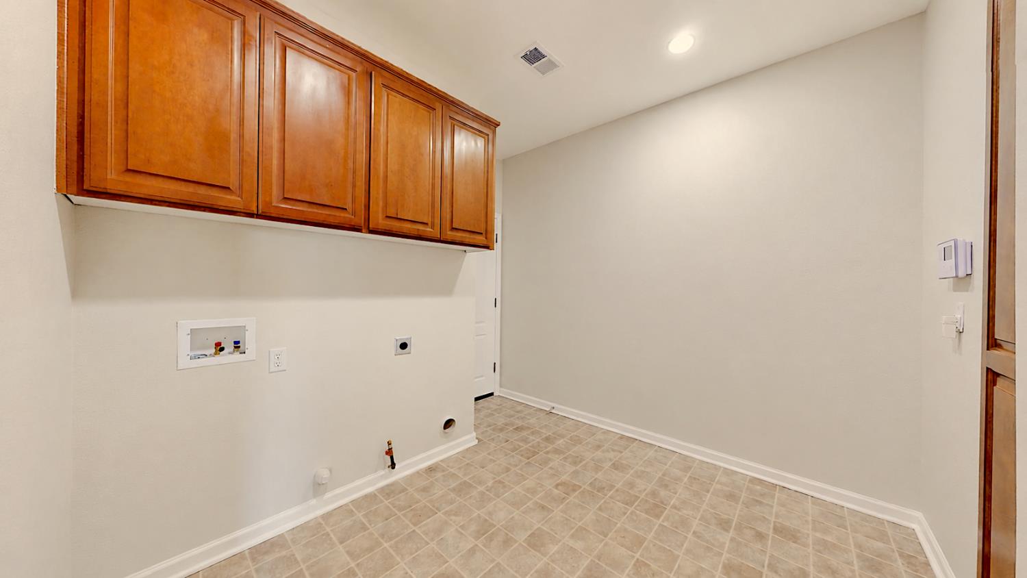 20939 Valley View Pl, Patterson, CA 95363