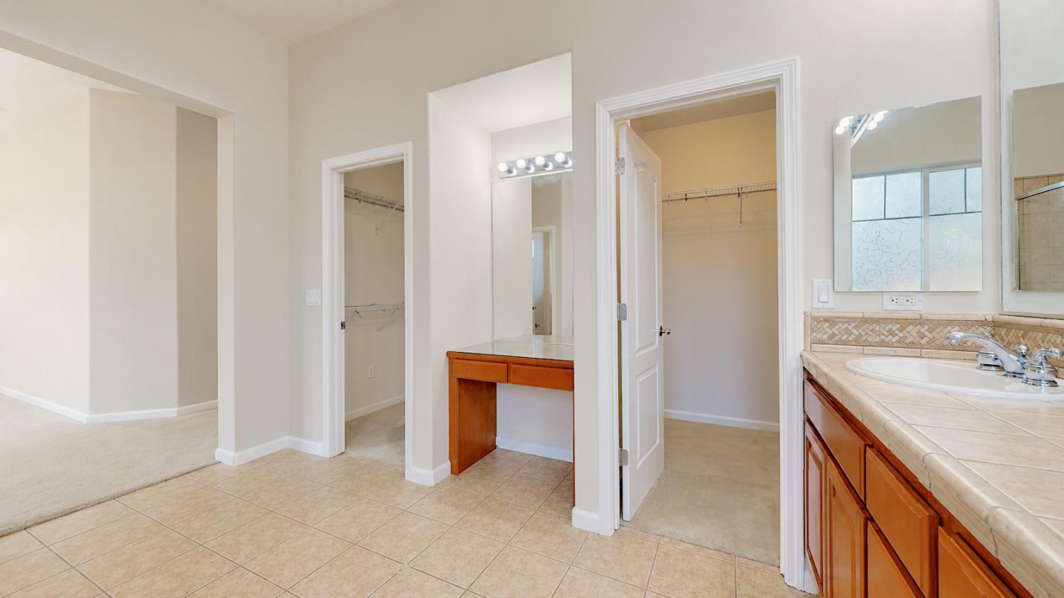 20939 Valley View Pl, Patterson, CA 95363