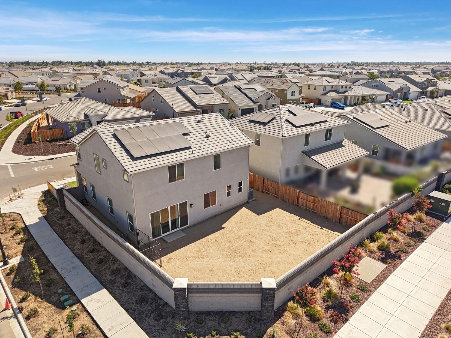 394 Vinal Dr, Manteca, CA 95337