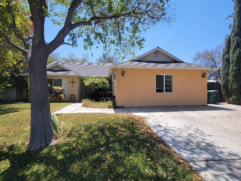 2101 Canal Farm Ln, Los Banos, CA 93635