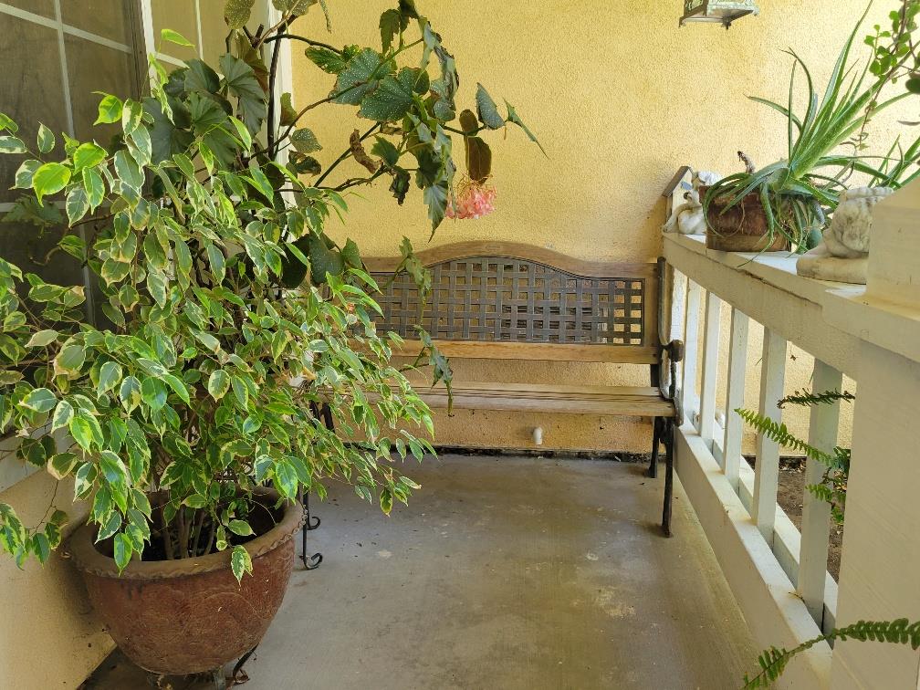 2101 Canal Farm Ln, Los Banos, CA 93635