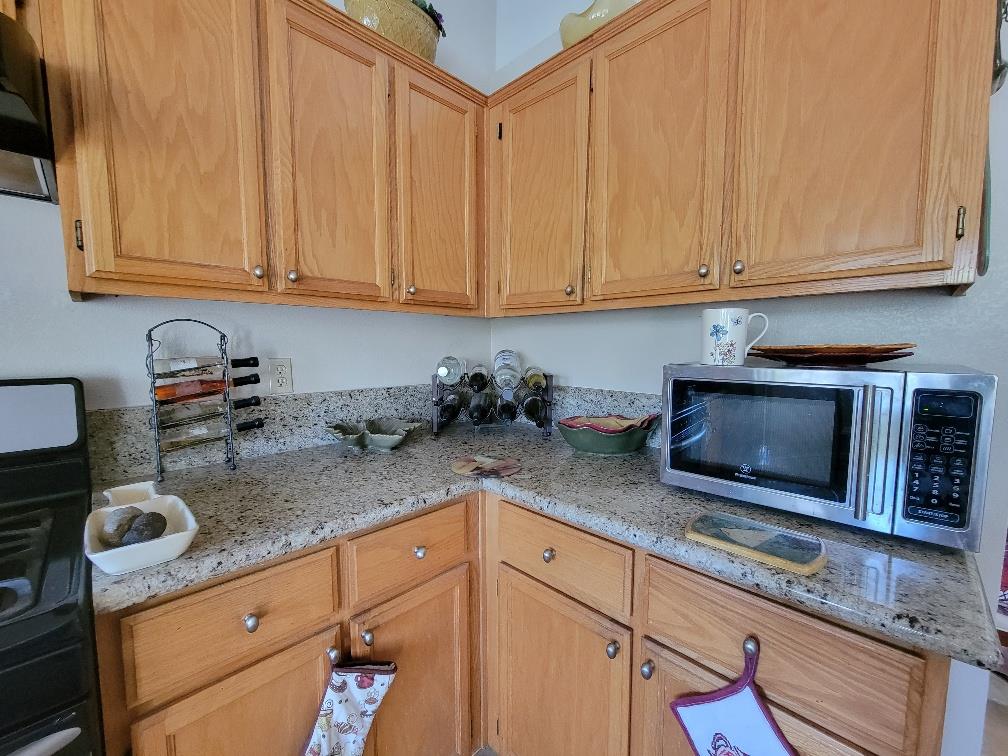 2101 Canal Farm Ln, Los Banos, CA 93635