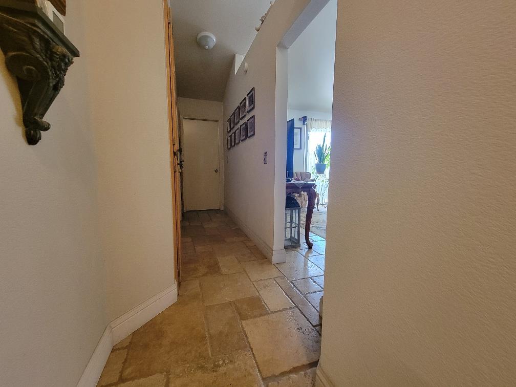 2101 Canal Farm Ln, Los Banos, CA 93635