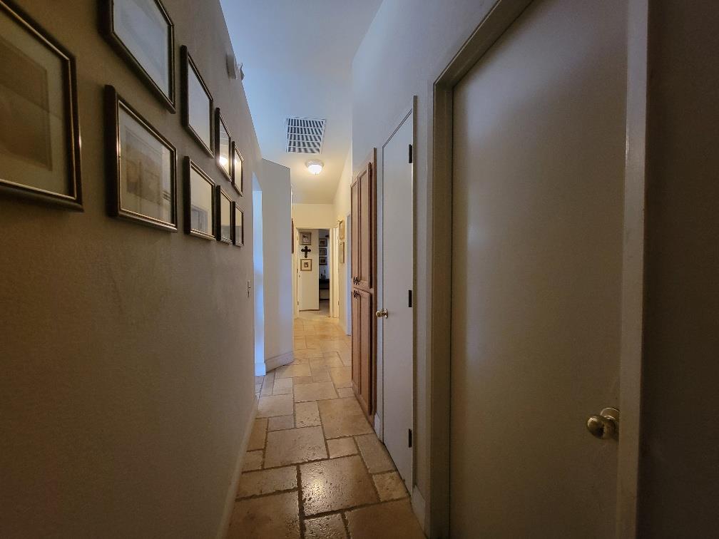 2101 Canal Farm Ln, Los Banos, CA 93635