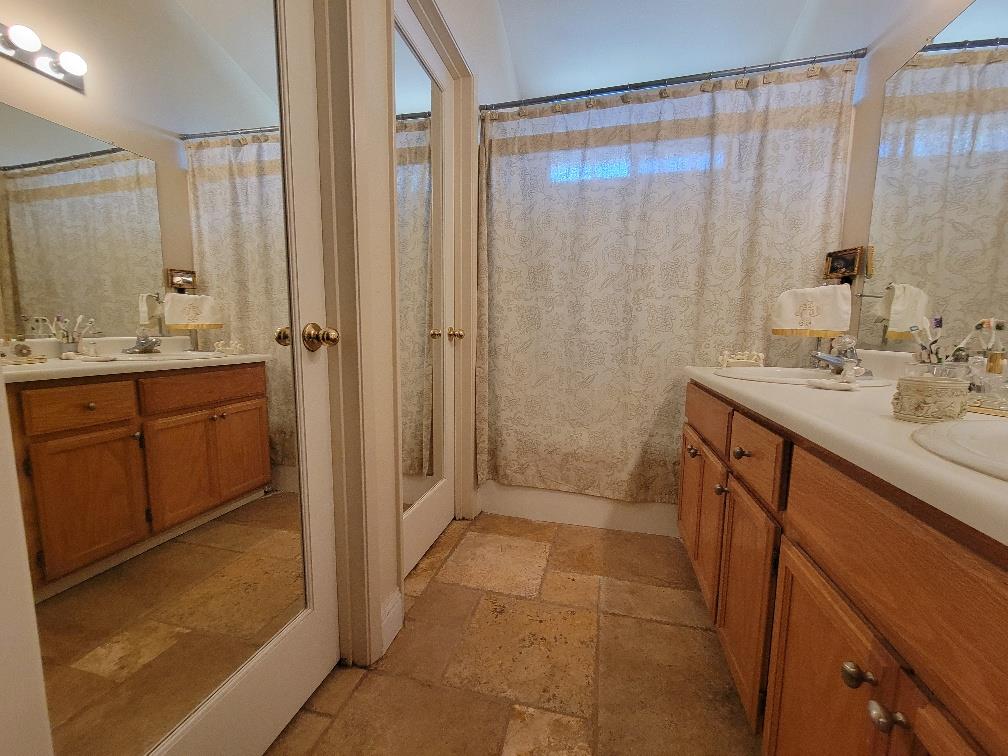 2101 Canal Farm Ln, Los Banos, CA 93635