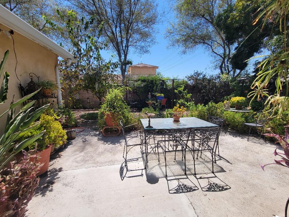 2101 Canal Farm Ln, Los Banos, CA 93635