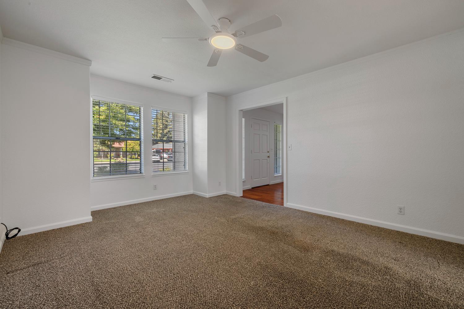 2135 Navajo Ct, Oakdale, CA 95361