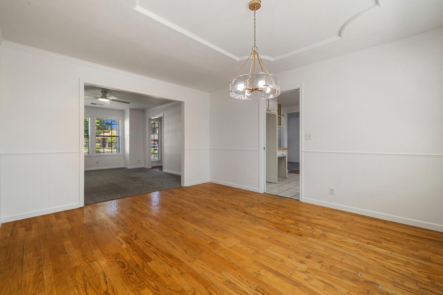 2135 Navajo Ct, Oakdale, CA 95361