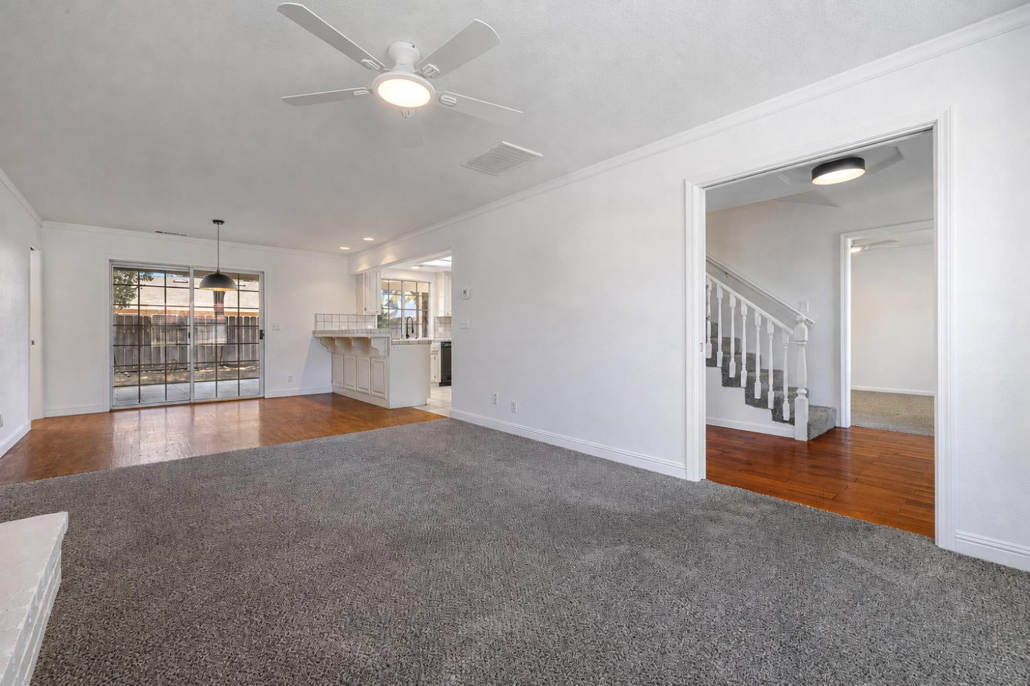 2135 Navajo Ct, Oakdale, CA 95361