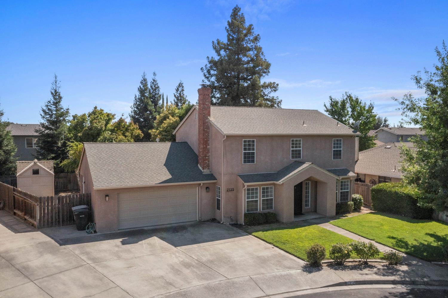 2135 Navajo Ct, Oakdale, CA 95361