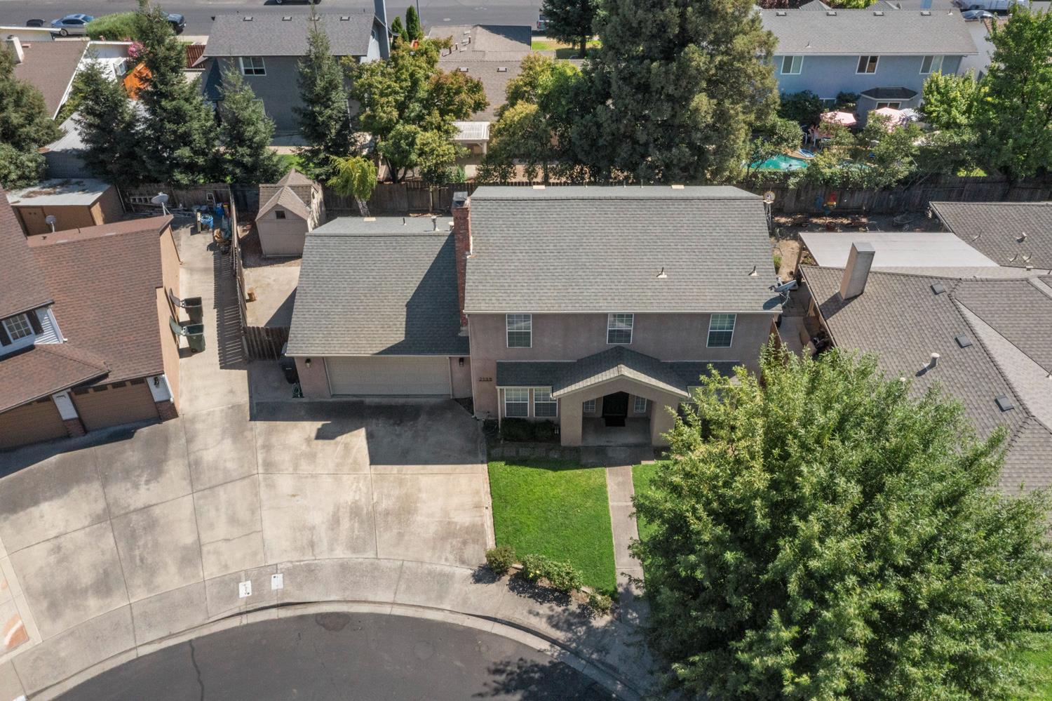 2135 Navajo Ct, Oakdale, CA 95361