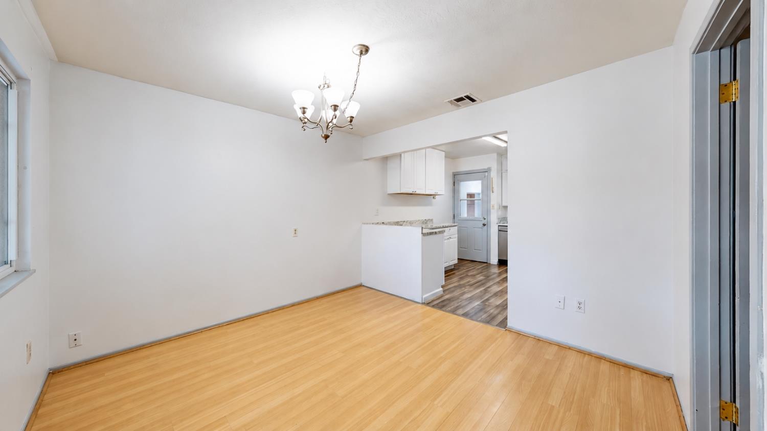 324 Sycamore Ave, Manteca, CA 95336