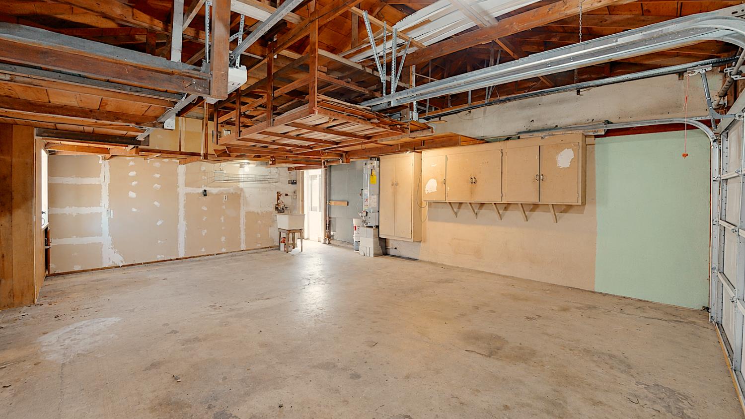 324 Sycamore Ave, Manteca, CA 95336