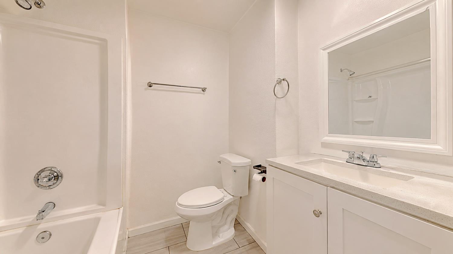 324 Sycamore Ave, Manteca, CA 95336