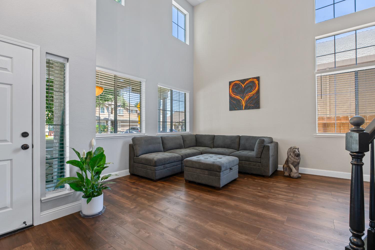 16707 Sheffield St, Delhi, CA 95315