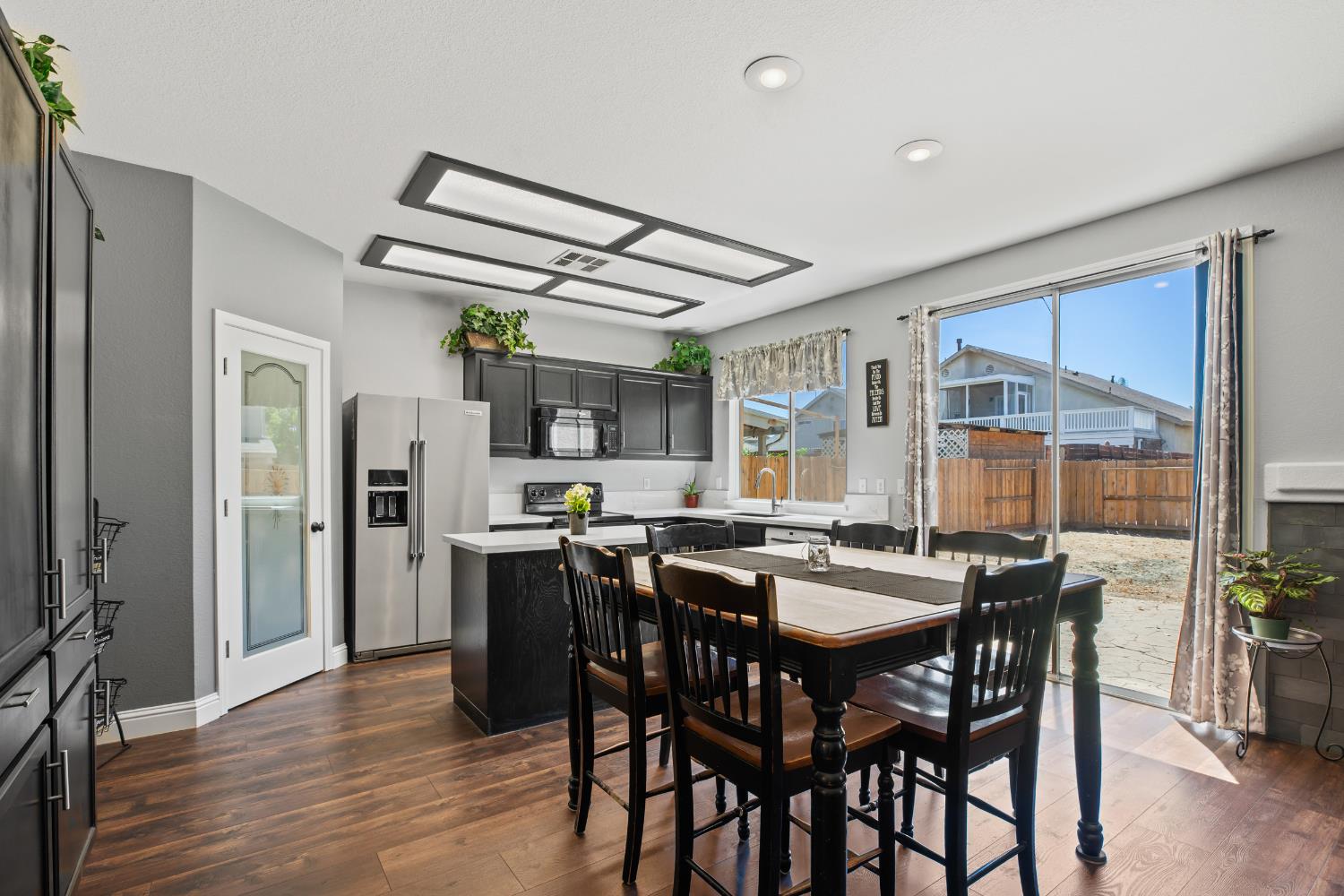 16707 Sheffield St, Delhi, CA 95315