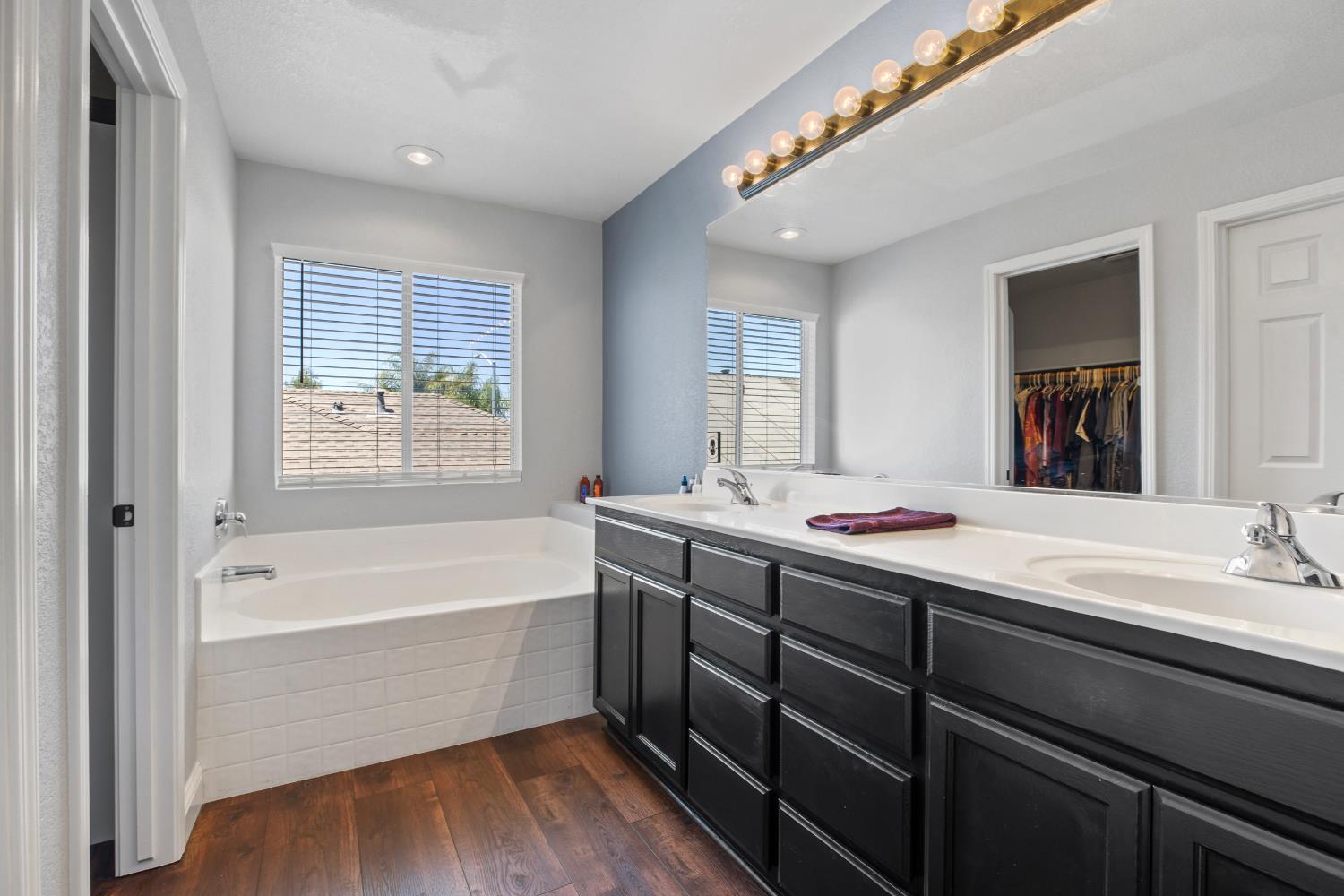 16707 Sheffield St, Delhi, CA 95315