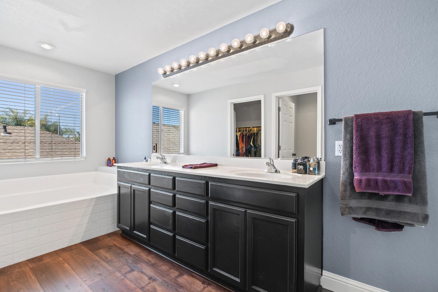 16707 Sheffield St, Delhi, CA 95315
