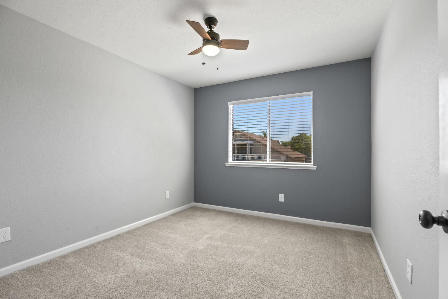 16707 Sheffield St, Delhi, CA 95315